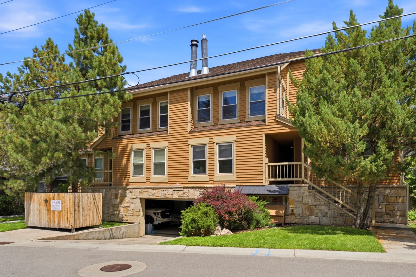 1493 Park Ave #6 — Sunflower