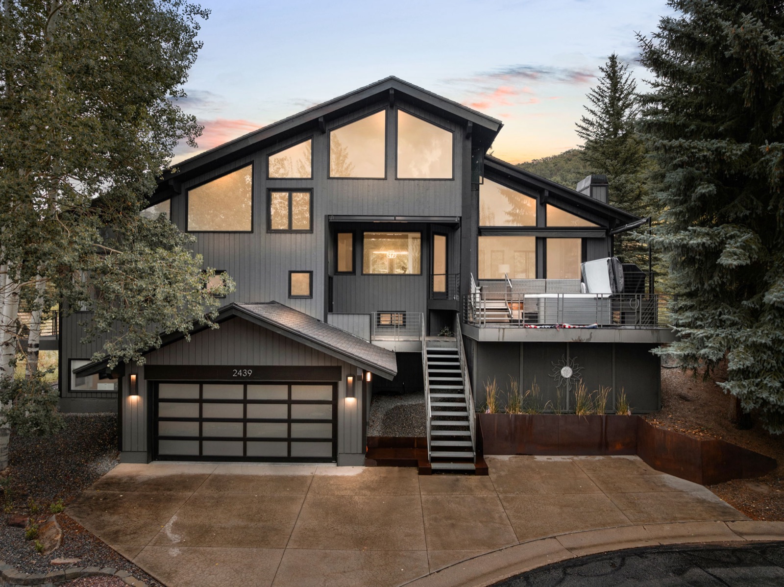 2439 Nansen Court