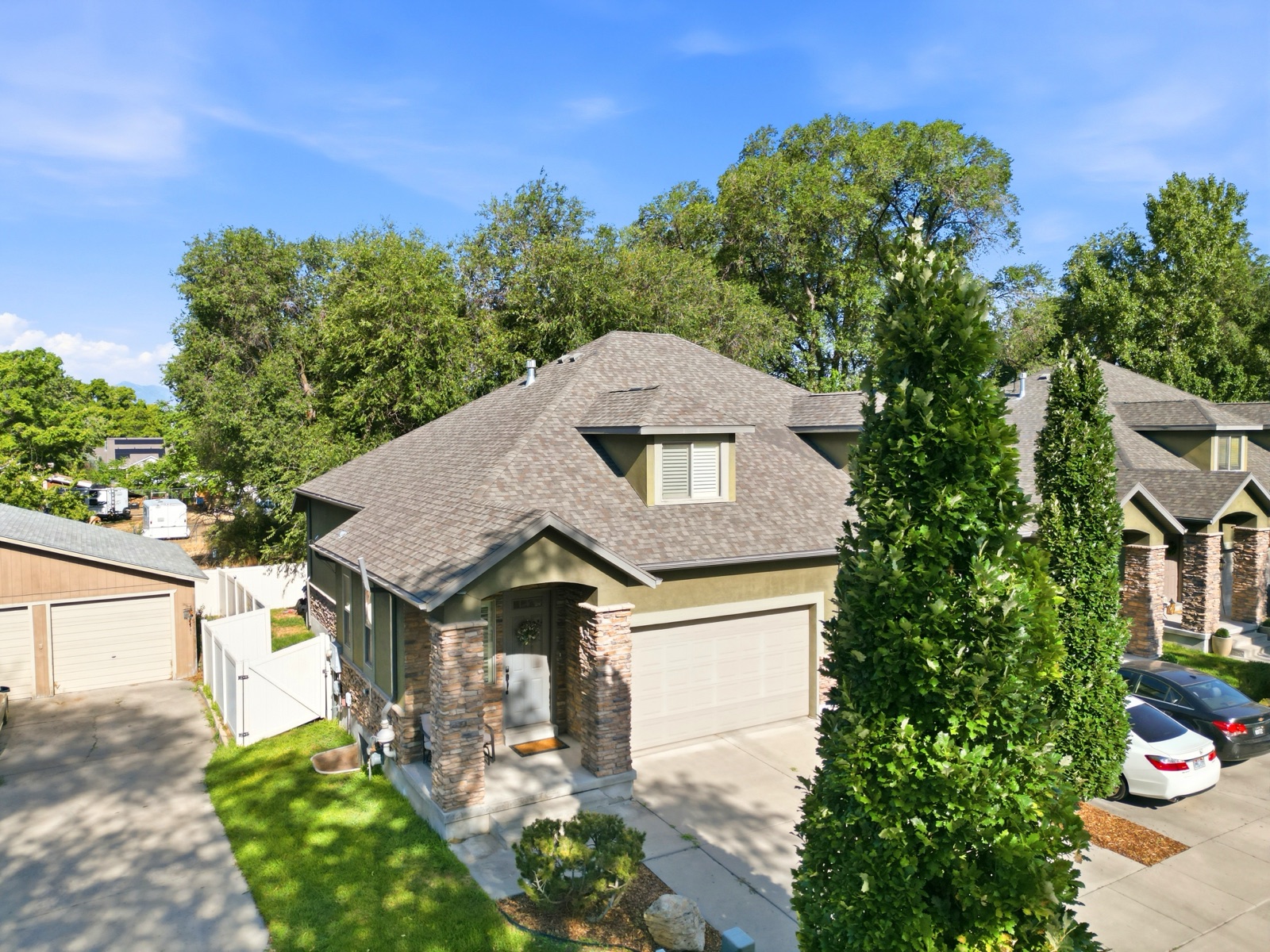 7772 S Rustic Pine Cove